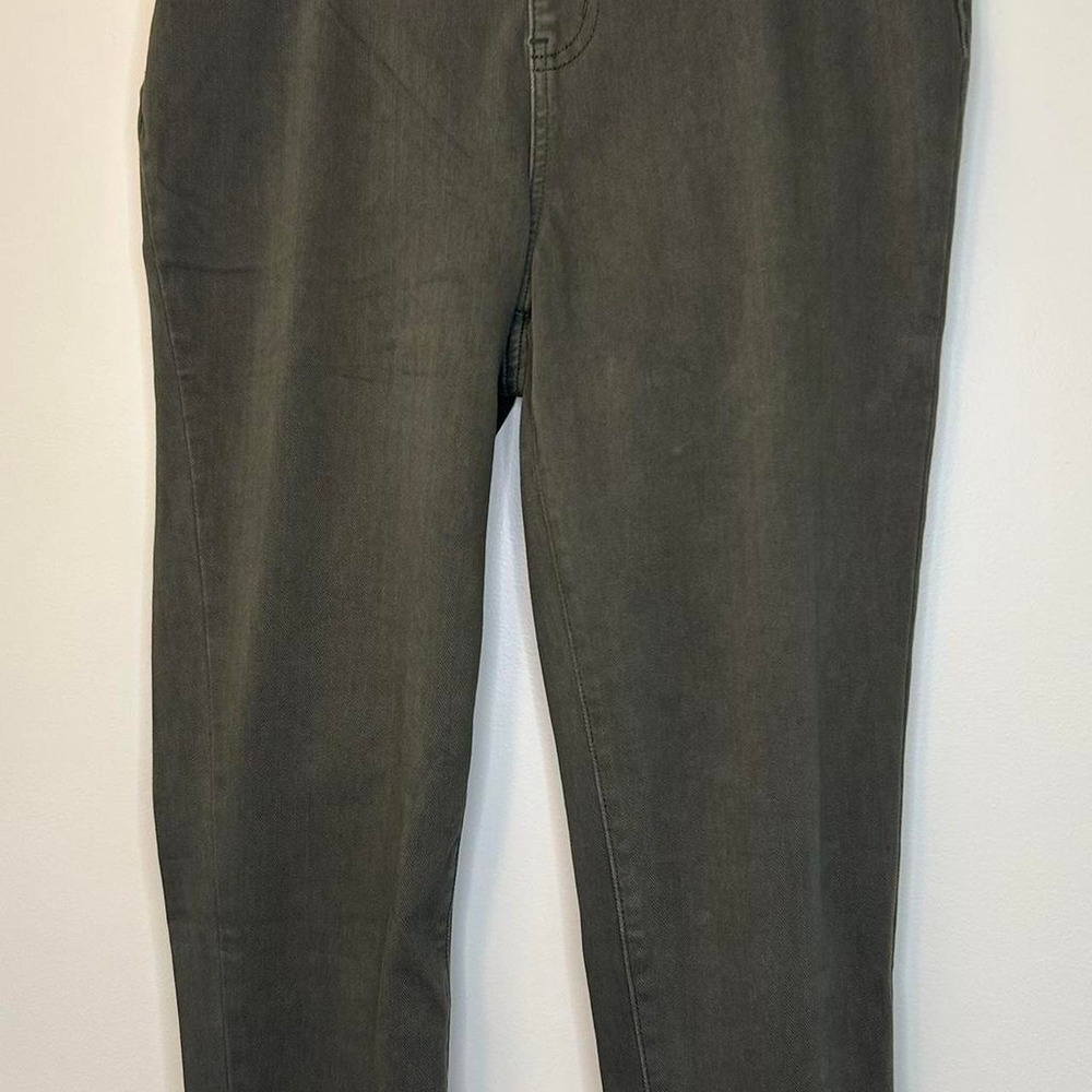 Time and Tru olive green straight leg crop pants womens S 4-6